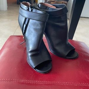 Givenchy shark booty heel